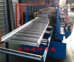 江阴电缆桥架设备生产线